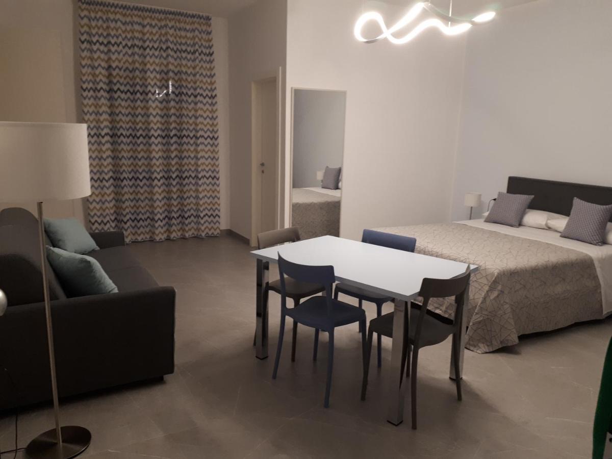 La Casa Di Francesca B&B Con Parcheggio Privato Porto Cesareo Luaran gambar