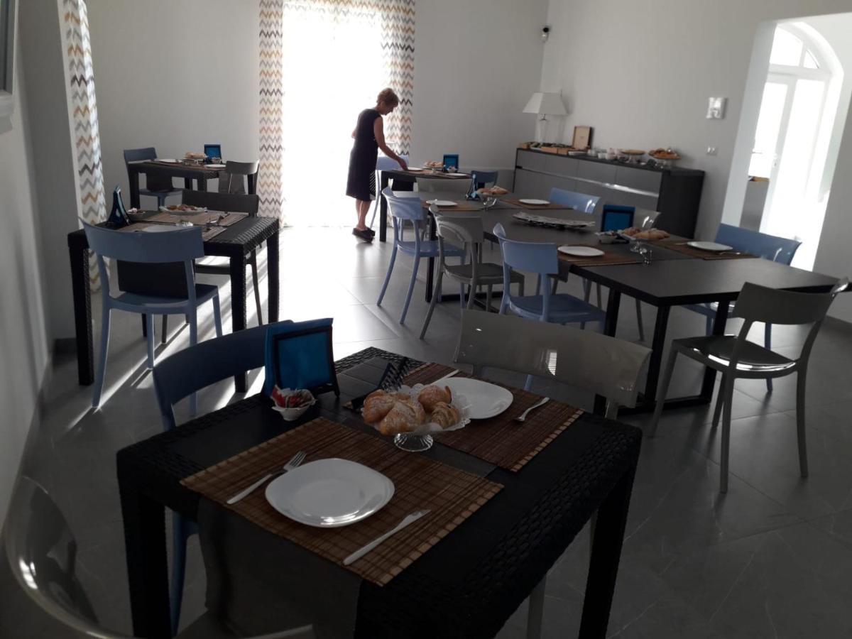 La Casa Di Francesca B&B Con Parcheggio Privato Porto Cesareo Luaran gambar